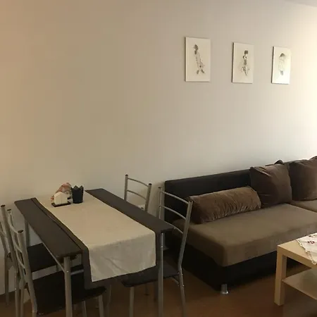 Bozhidara Apartment *